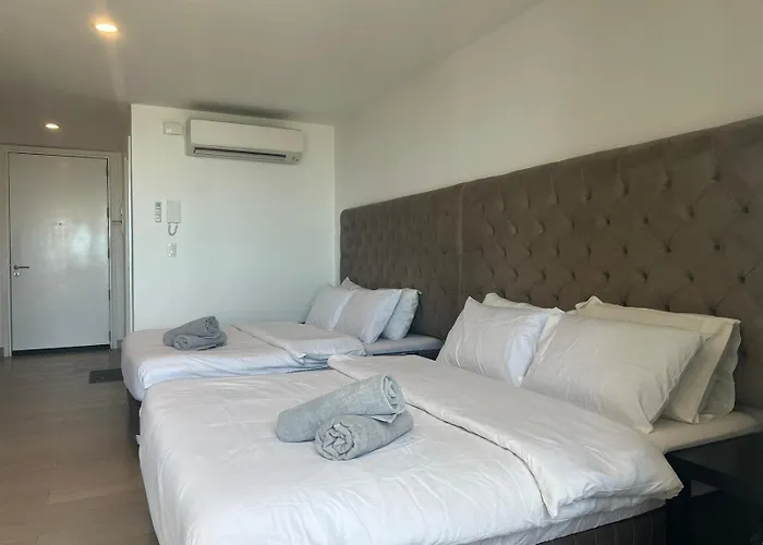 酒店 Century Spire Residences By Season Staycation
